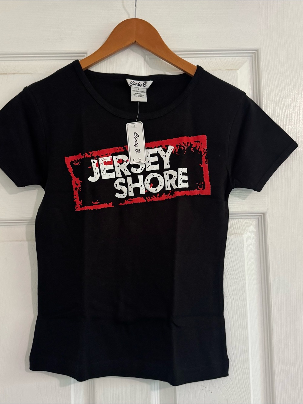 Jersey Shore Graphic Tee in Black & Red Cropped Size S